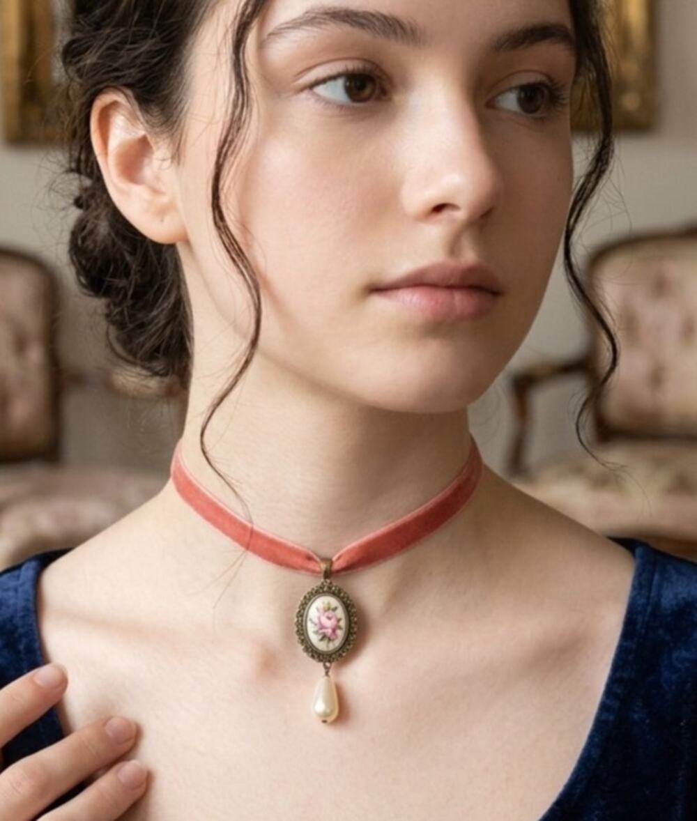 Handmade Victorian Style Rose and Pearl Drop Pendant Velvet Choker Necklace
